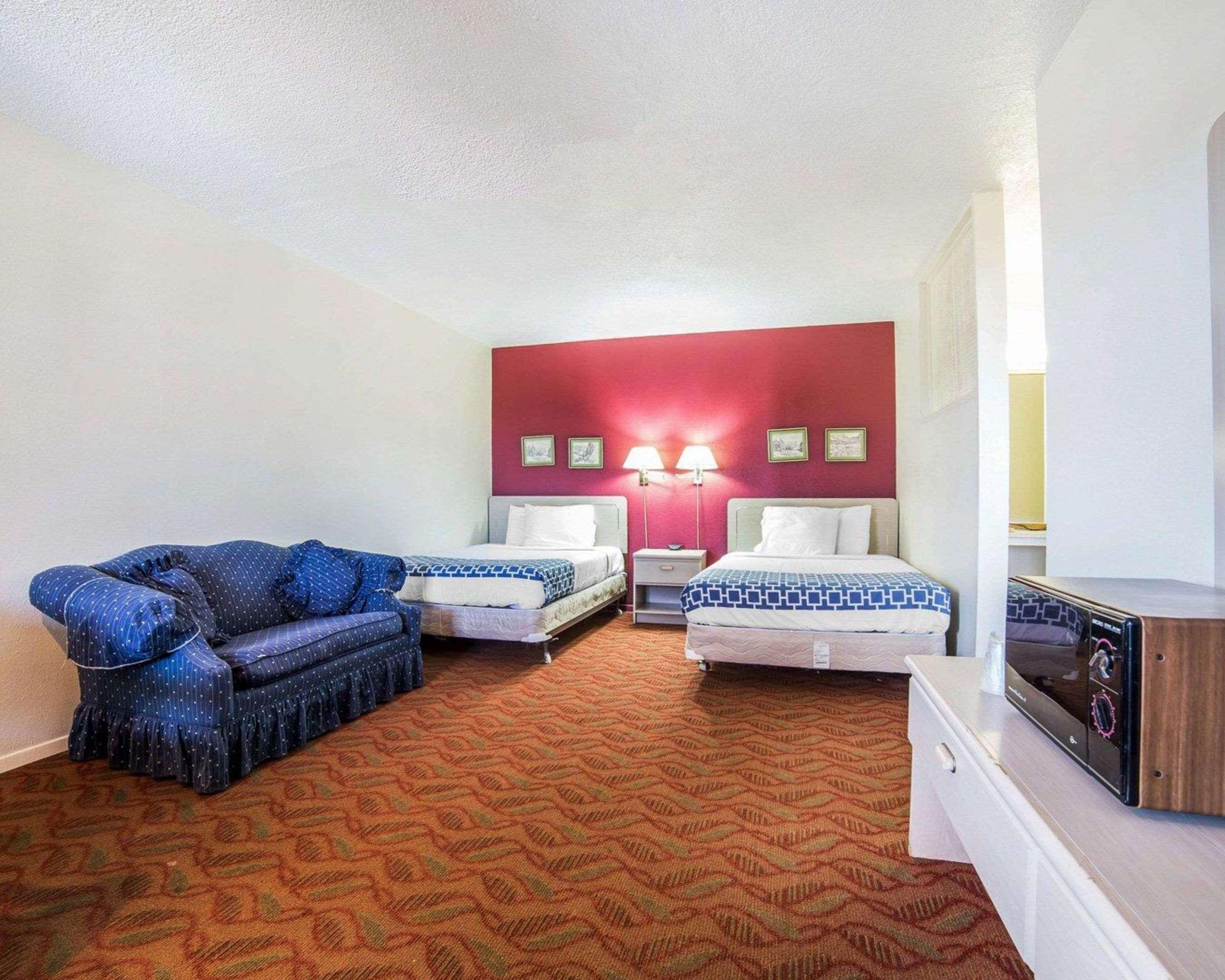 Econo Lodge Fallon Naval Air Station Area Buitenkant foto