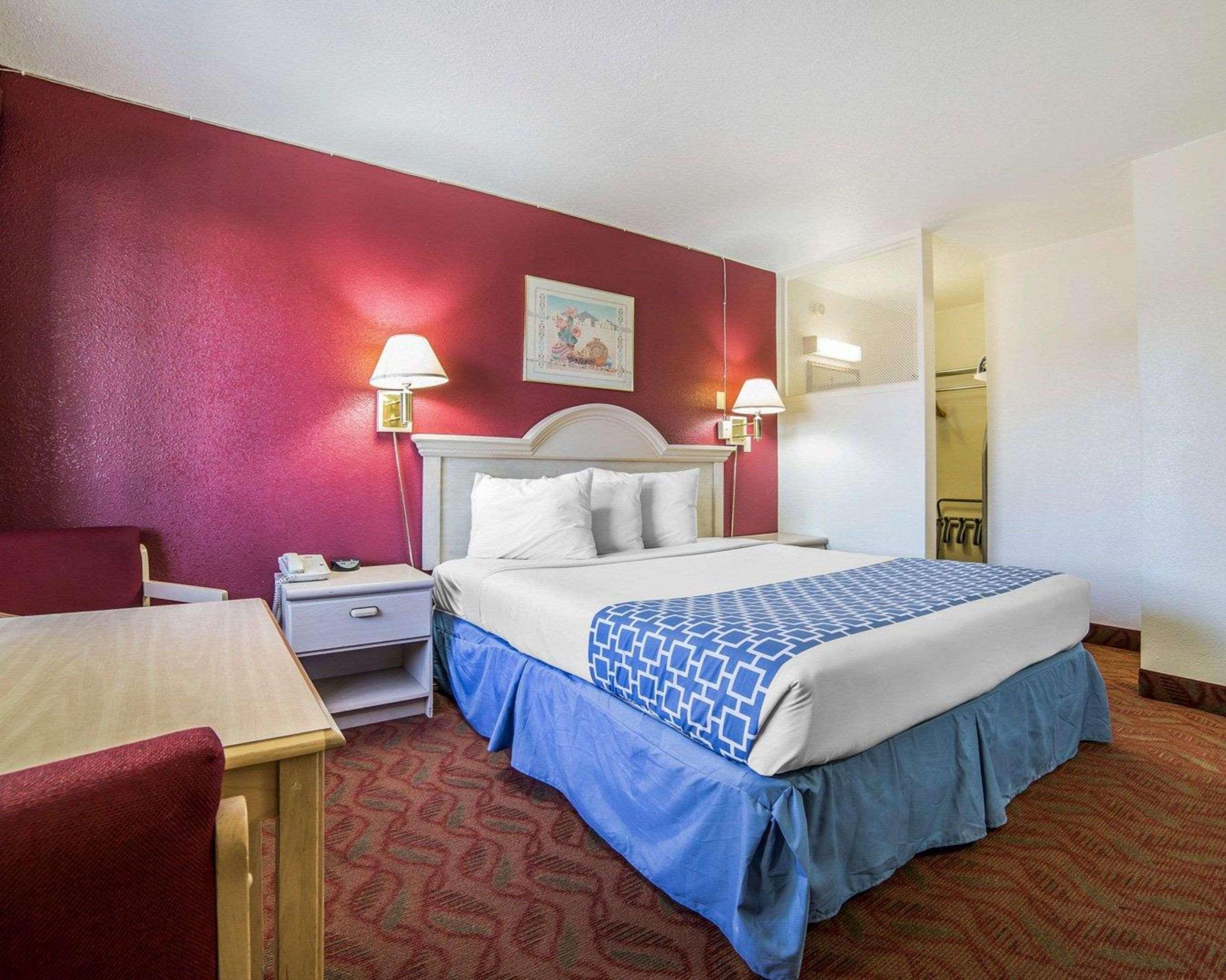 Econo Lodge Fallon Naval Air Station Area Buitenkant foto